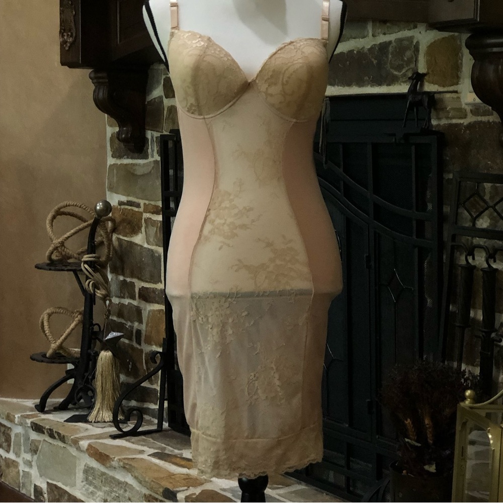 NEW Firm Control Full Slip
